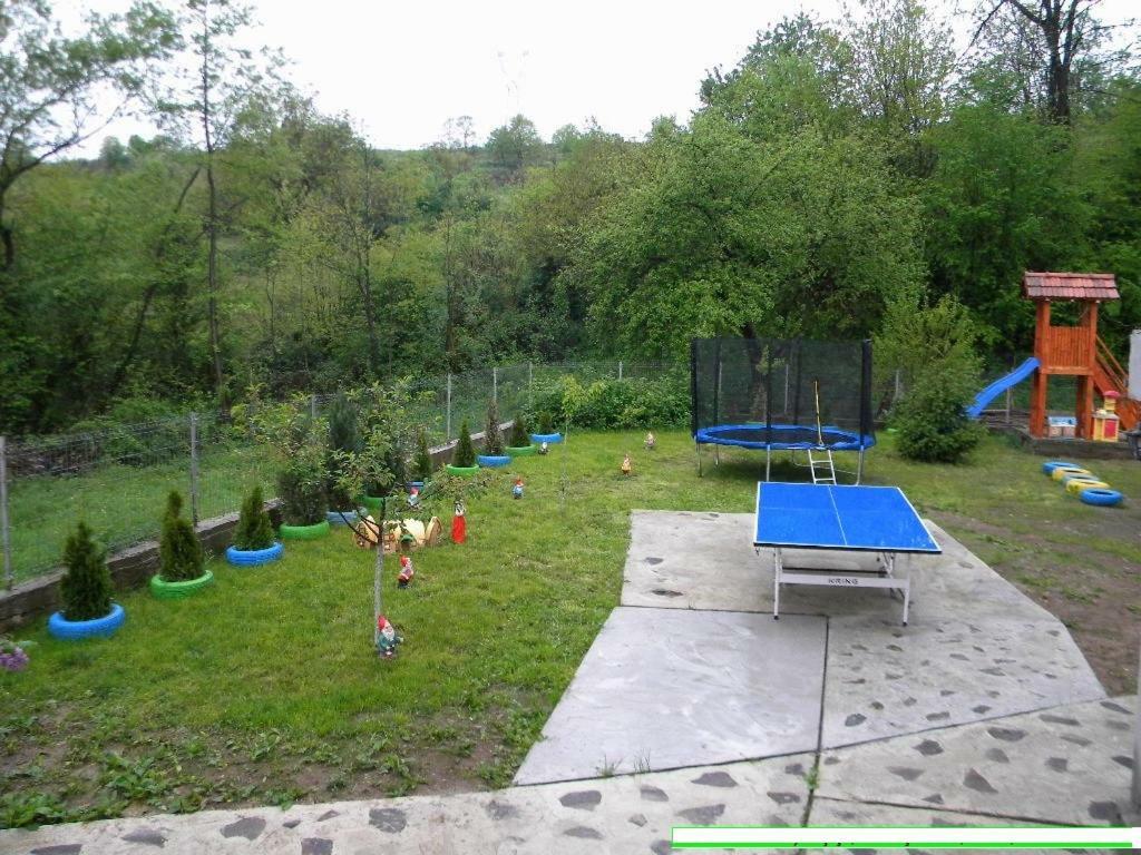 Hotel Yoyo Zurli Park Resita Exteriér fotografie
