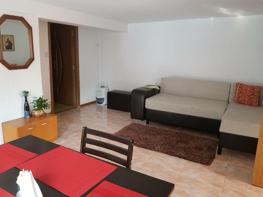 Hotel Yoyo Zurli Park Resita Exteriér fotografie
