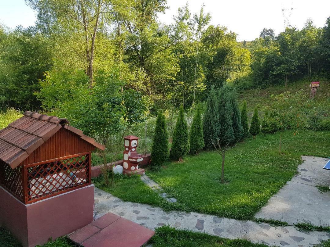 Hotel Yoyo Zurli Park Resita Exteriér fotografie